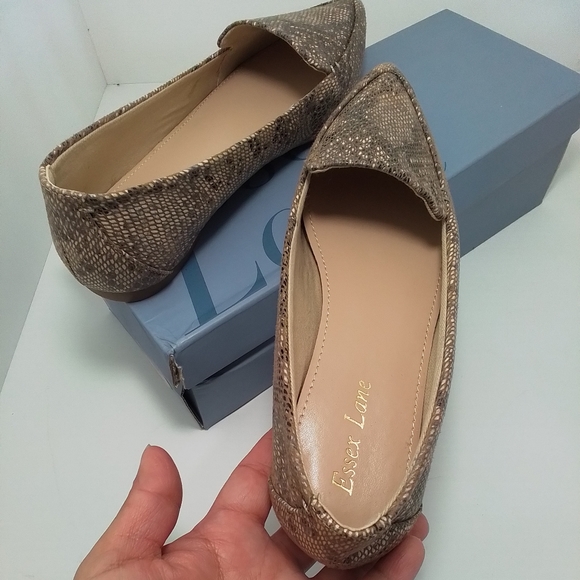 NEW IN BOX Essex Lane EL-ALEANOR Tan Multi Fashion Snake Flat Loafers 7 - Picture 6 of 13